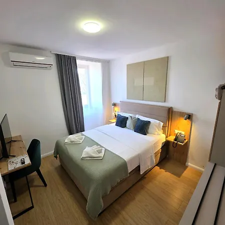 Marina 3* פאז'אנה