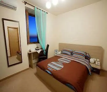 Marina Hotel