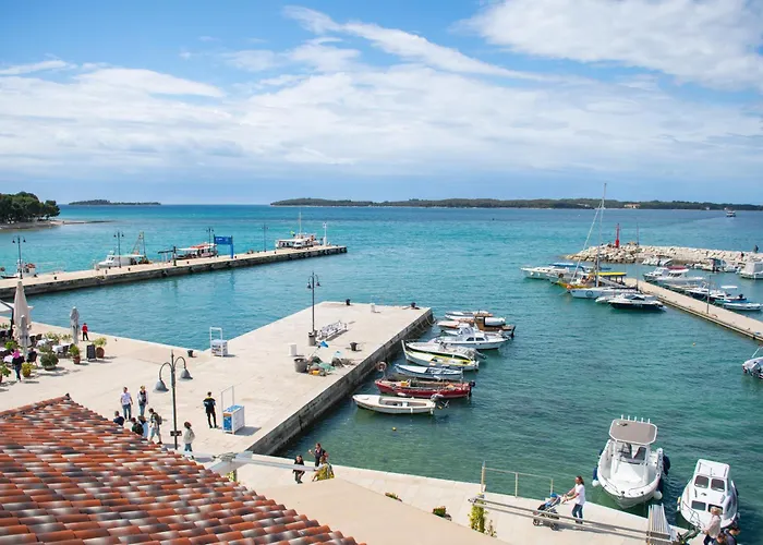 Marina Hotel 3*